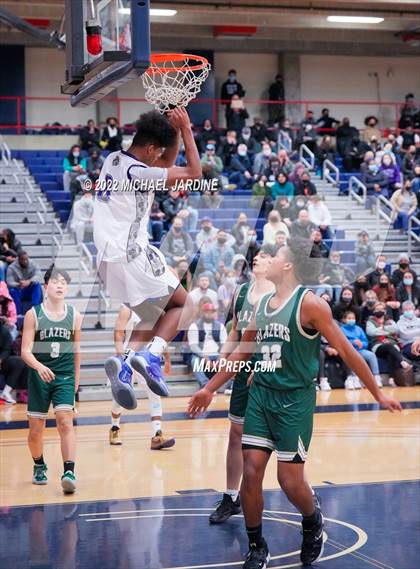 Thumbnail 1 in Garfield vs. Timberline (WIAA 3A Regional Playoff) photogallery.