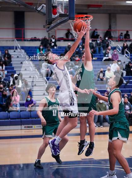 Thumbnail 3 in Garfield vs. Timberline (WIAA 3A Regional Playoff) photogallery.