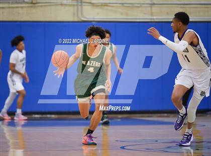 Thumbnail 1 in Garfield vs. Timberline (WIAA 3A Regional Playoff) photogallery.