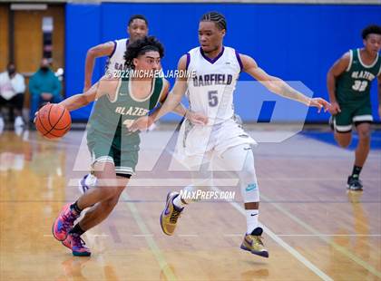 Thumbnail 1 in Garfield vs. Timberline (WIAA 3A Regional Playoff) photogallery.