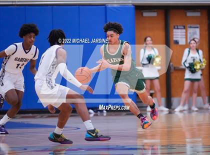 Thumbnail 2 in Garfield vs. Timberline (WIAA 3A Regional Playoff) photogallery.