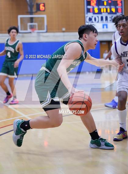 Thumbnail 3 in Garfield vs. Timberline (WIAA 3A Regional Playoff) photogallery.