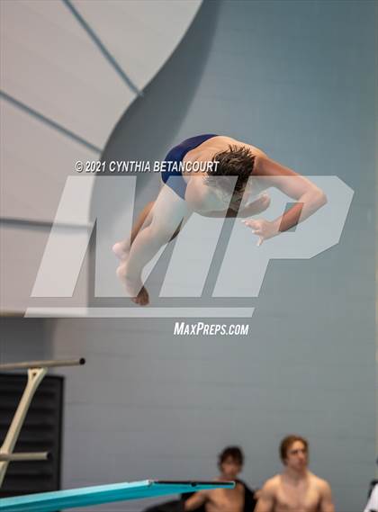Thumbnail 3 in CHSAA 5A State Championship photogallery.