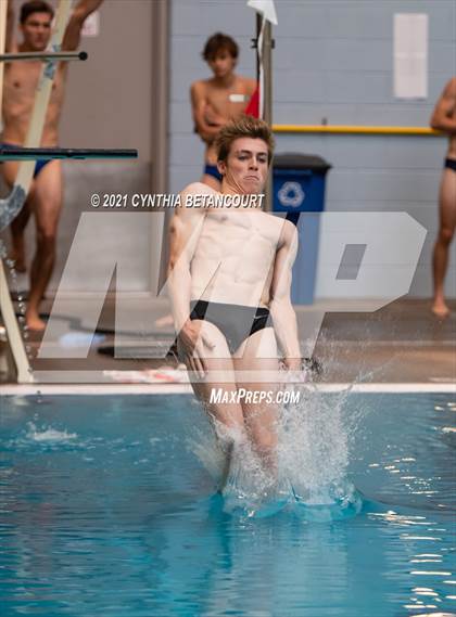 Thumbnail 1 in CHSAA 5A State Championship photogallery.