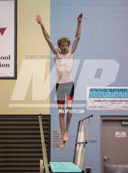Thumbnail 2 in CHSAA 5A State Championship photogallery.