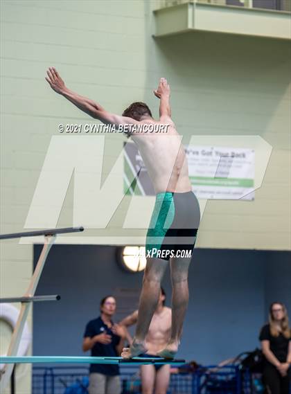 Thumbnail 1 in CHSAA 5A State Championship photogallery.