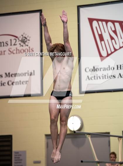 Thumbnail 1 in CHSAA 5A State Championship photogallery.