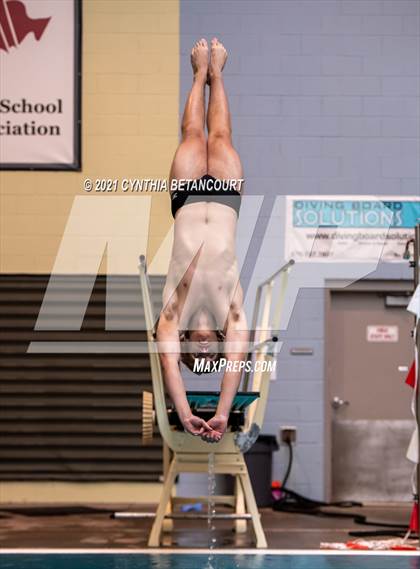 Thumbnail 1 in CHSAA 5A State Championship photogallery.