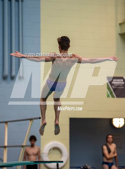 Thumbnail 2 in CHSAA 5A State Championship photogallery.