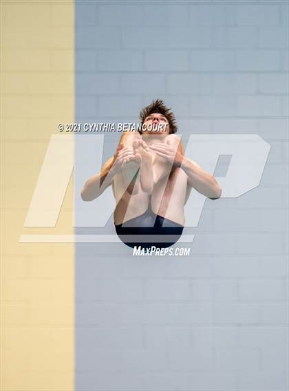 Thumbnail 1 in CHSAA 5A State Championship photogallery.