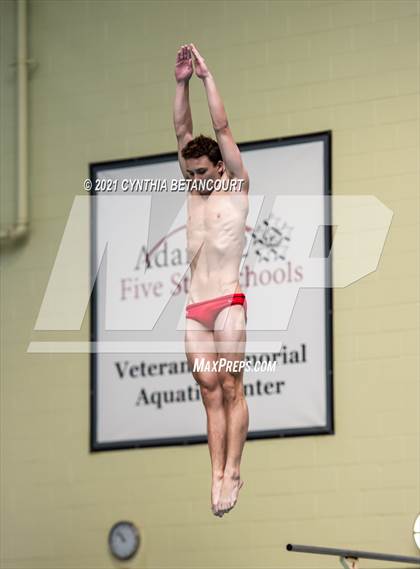 Thumbnail 1 in CHSAA 5A State Championship photogallery.