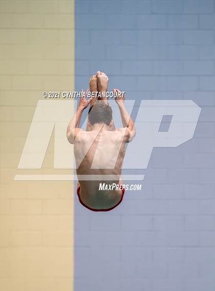 Thumbnail 2 in CHSAA 5A State Championship photogallery.