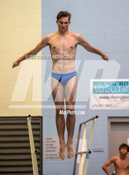 Thumbnail 3 in CHSAA 5A State Championship photogallery.