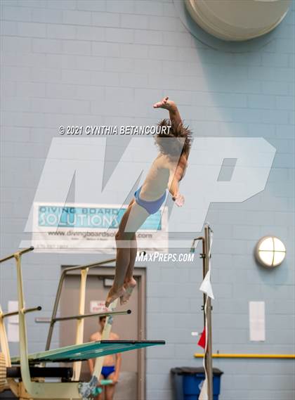 Thumbnail 2 in CHSAA 5A State Championship photogallery.