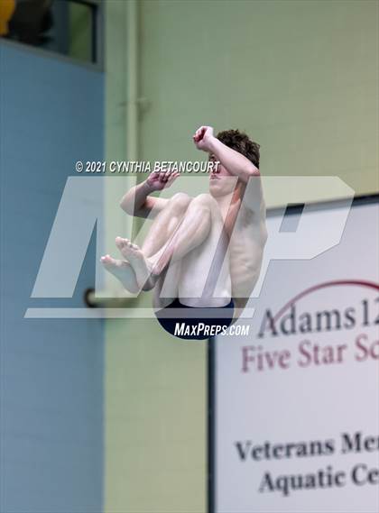 Thumbnail 2 in CHSAA 5A State Championship photogallery.