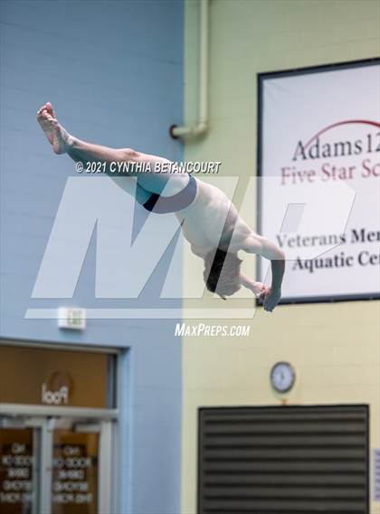 Thumbnail 2 in CHSAA 5A State Championship photogallery.