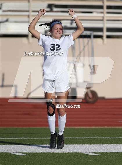 Thumbnail 1 in White vs Frisco Wakeland (UIL 5A Quarterfinal) photogallery.