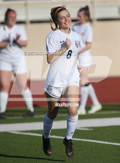 Thumbnail 3 in White vs Frisco Wakeland (UIL 5A Quarterfinal) photogallery.