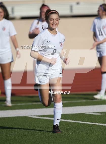 Thumbnail 3 in White vs Frisco Wakeland (UIL 5A Quarterfinal) photogallery.