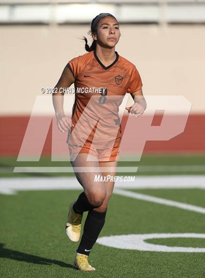 Thumbnail 2 in White vs Frisco Wakeland (UIL 5A Quarterfinal) photogallery.