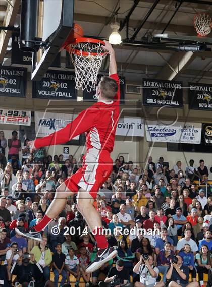 Thumbnail 1 in City of Palms Classic Slam Dunk Contest photogallery.