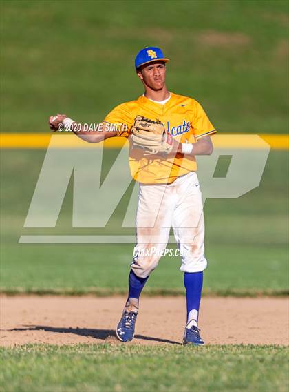Thumbnail 3 in Davenport Central @ Davenport North photogallery.