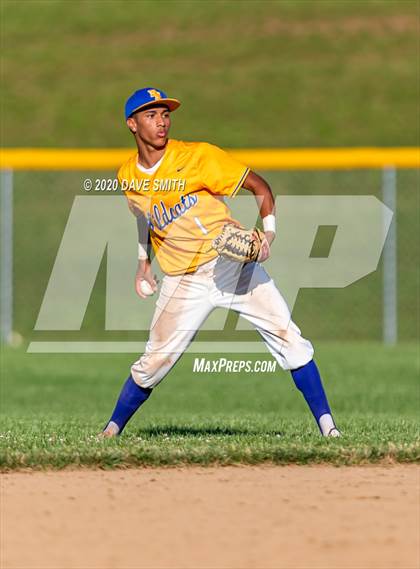 Thumbnail 2 in Davenport Central @ Davenport North photogallery.