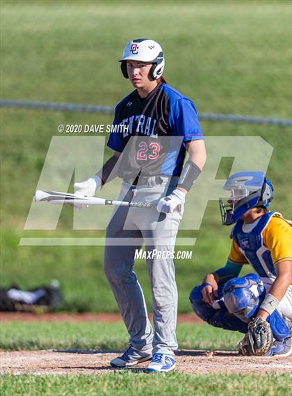Thumbnail 3 in Davenport Central @ Davenport North photogallery.