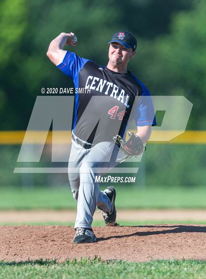 Thumbnail 2 in Davenport Central @ Davenport North photogallery.