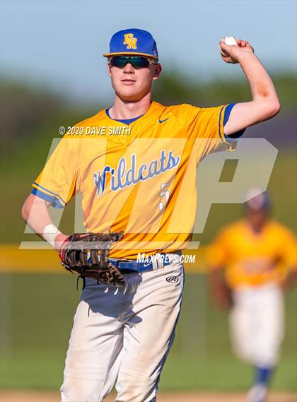 Thumbnail 3 in Davenport Central @ Davenport North photogallery.