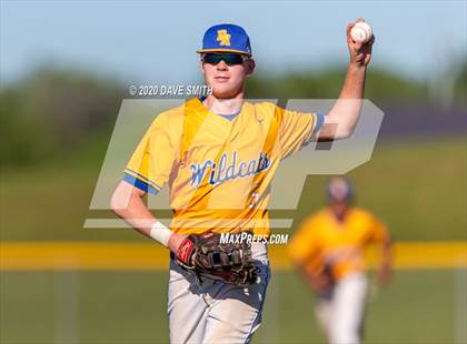 Thumbnail 2 in Davenport Central @ Davenport North photogallery.