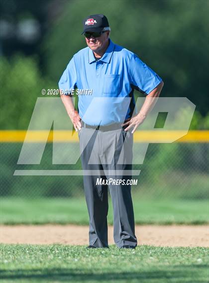 Thumbnail 3 in Davenport Central @ Davenport North photogallery.