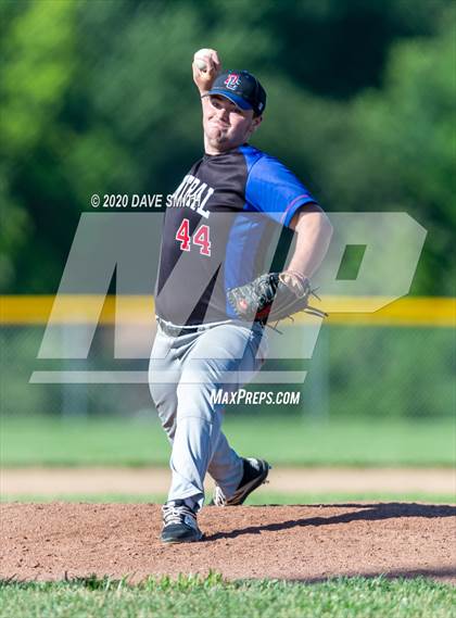Thumbnail 3 in Davenport Central @ Davenport North photogallery.