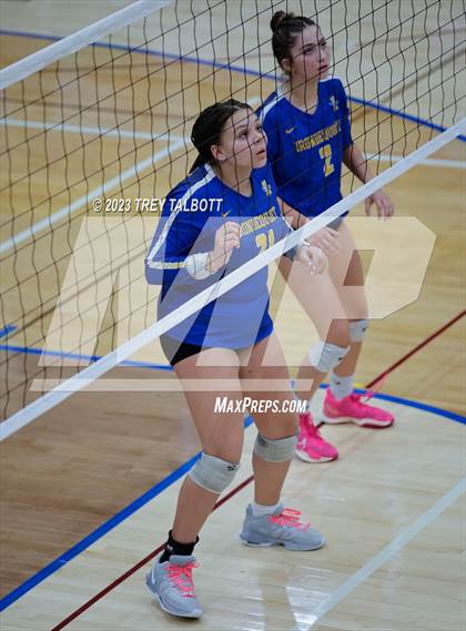 Thumbnail 2 in Fairport @ Irondequoit photogallery.