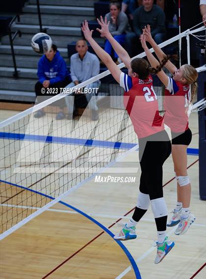 Thumbnail 1 in Fairport @ Irondequoit photogallery.