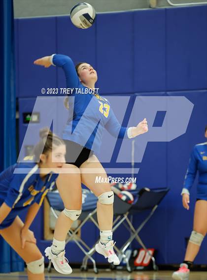 Thumbnail 3 in Fairport @ Irondequoit photogallery.