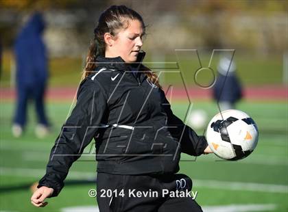 Thumbnail 3 in Immaculate vs. Avon (CIAC Class L Final) photogallery.