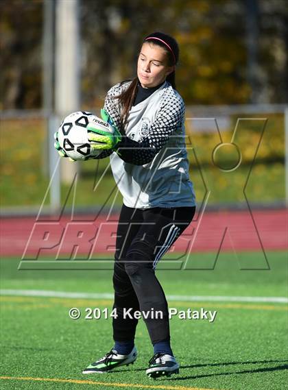 Thumbnail 3 in Immaculate vs. Avon (CIAC Class L Final) photogallery.