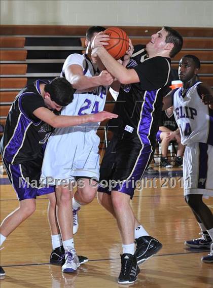 Thumbnail 2 in Sayville @ Islip photogallery.