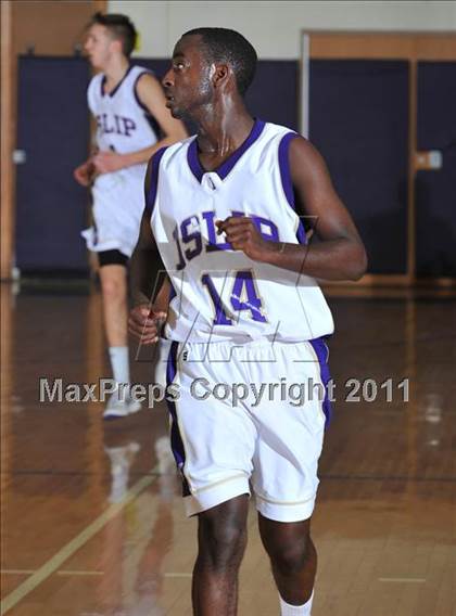 Thumbnail 1 in Sayville @ Islip photogallery.