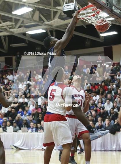 Thumbnail 2 in Chino Hills vs. Spartanburg Day (Spalding Hoophall Classic) photogallery.