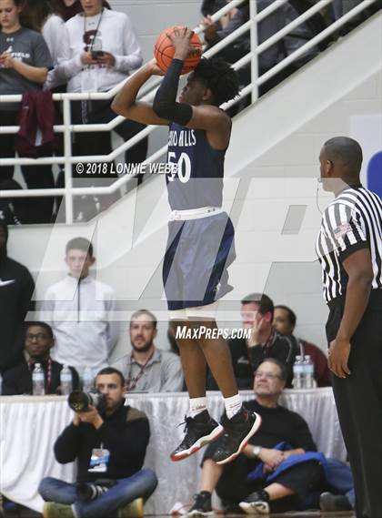 Thumbnail 2 in Chino Hills vs. Spartanburg Day (Spalding Hoophall Classic) photogallery.