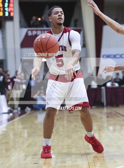 Thumbnail 3 in Chino Hills vs. Spartanburg Day (Spalding Hoophall Classic) photogallery.