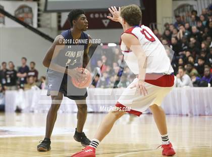 Thumbnail 2 in Chino Hills vs. Spartanburg Day (Spalding Hoophall Classic) photogallery.