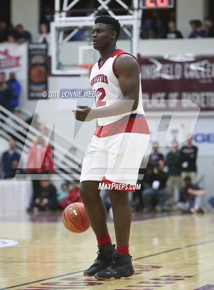Thumbnail 2 in Chino Hills vs. Spartanburg Day (Spalding Hoophall Classic) photogallery.