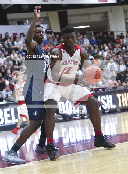 Thumbnail 1 in Chino Hills vs. Spartanburg Day (Spalding Hoophall Classic) photogallery.
