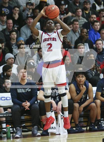 Thumbnail 2 in Chino Hills vs. Spartanburg Day (Spalding Hoophall Classic) photogallery.