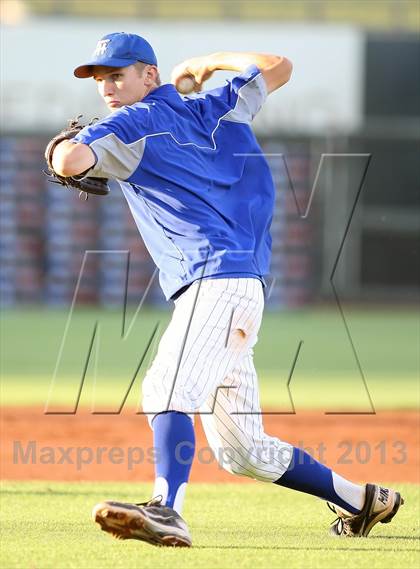 Thumbnail 3 in Empire vs. Fountain Hills (AIA D3 Final) photogallery.
