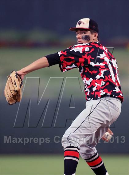 Thumbnail 3 in Empire vs. Fountain Hills (AIA D3 Final) photogallery.