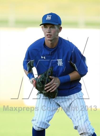 Thumbnail 2 in Empire vs. Fountain Hills (AIA D3 Final) photogallery.